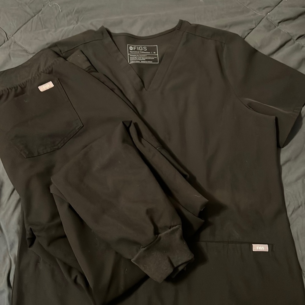 Figs scrubs medium tall